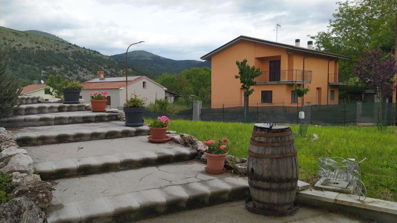 Dal Compare San Pio delle Camere Exterior photo